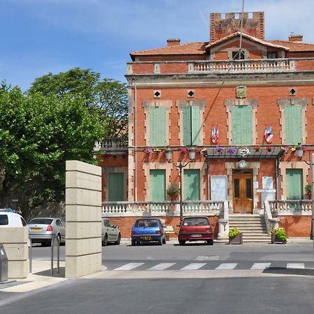City House Appartements Entraigues-sur-la-Sorgue Екстериор снимка