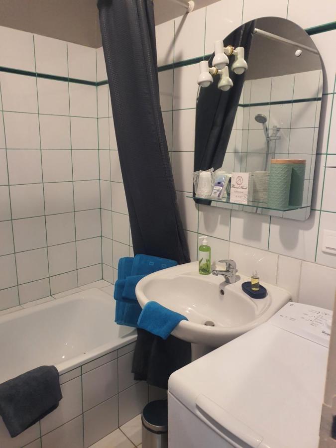 City House Appartements Entraigues-sur-la-Sorgue Екстериор снимка
