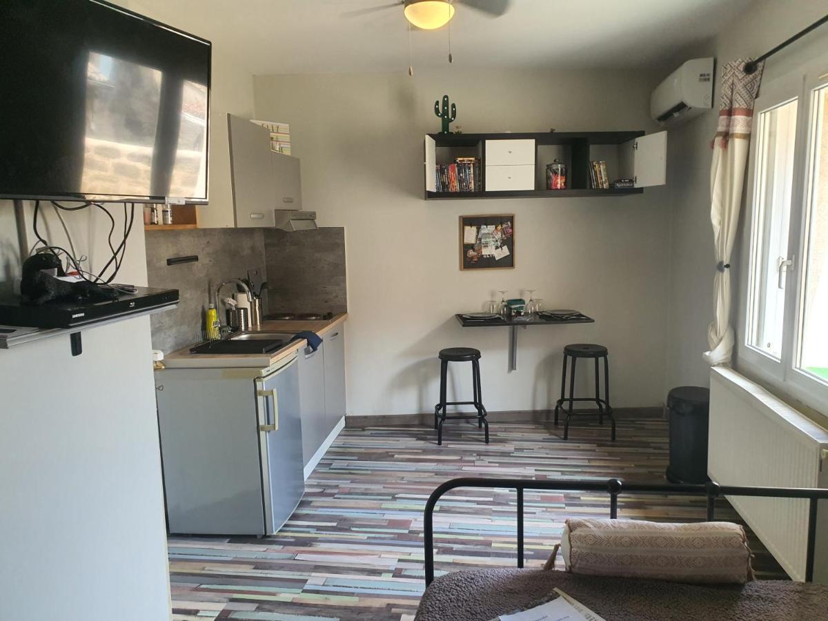 City House Appartements Entraigues-sur-la-Sorgue Екстериор снимка