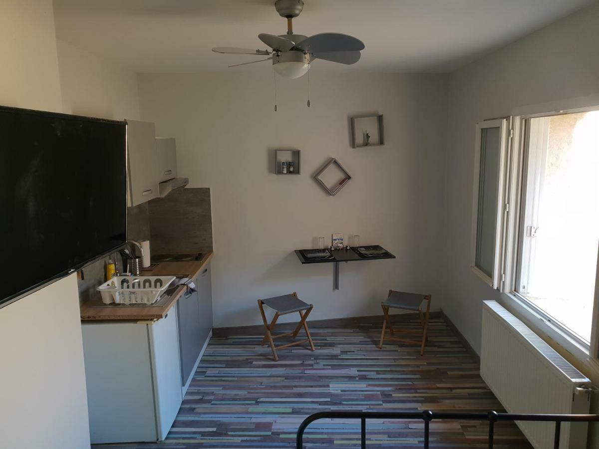 City House Appartements Entraigues-sur-la-Sorgue Екстериор снимка