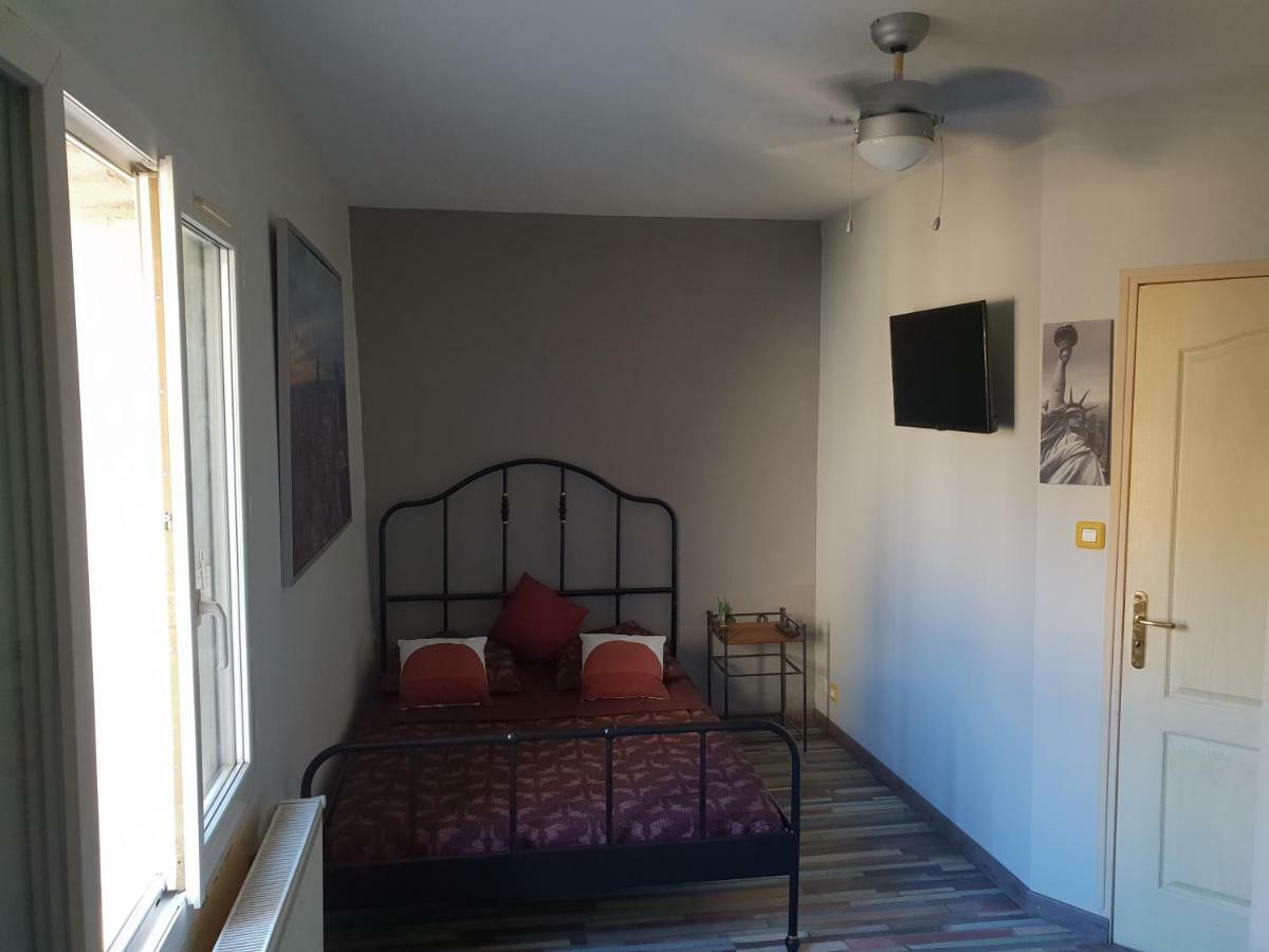 City House Appartements Entraigues-sur-la-Sorgue Екстериор снимка