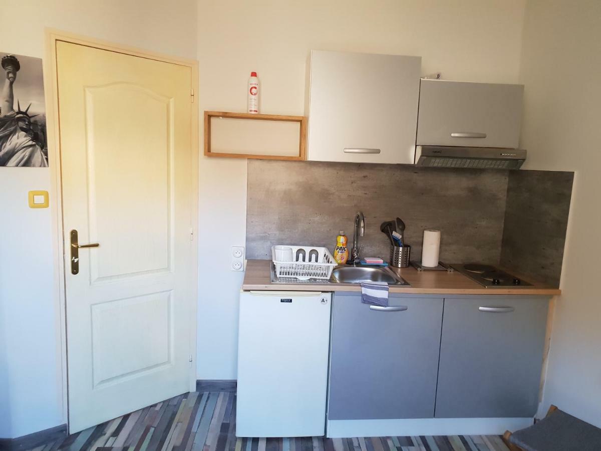 City House Appartements Entraigues-sur-la-Sorgue Екстериор снимка