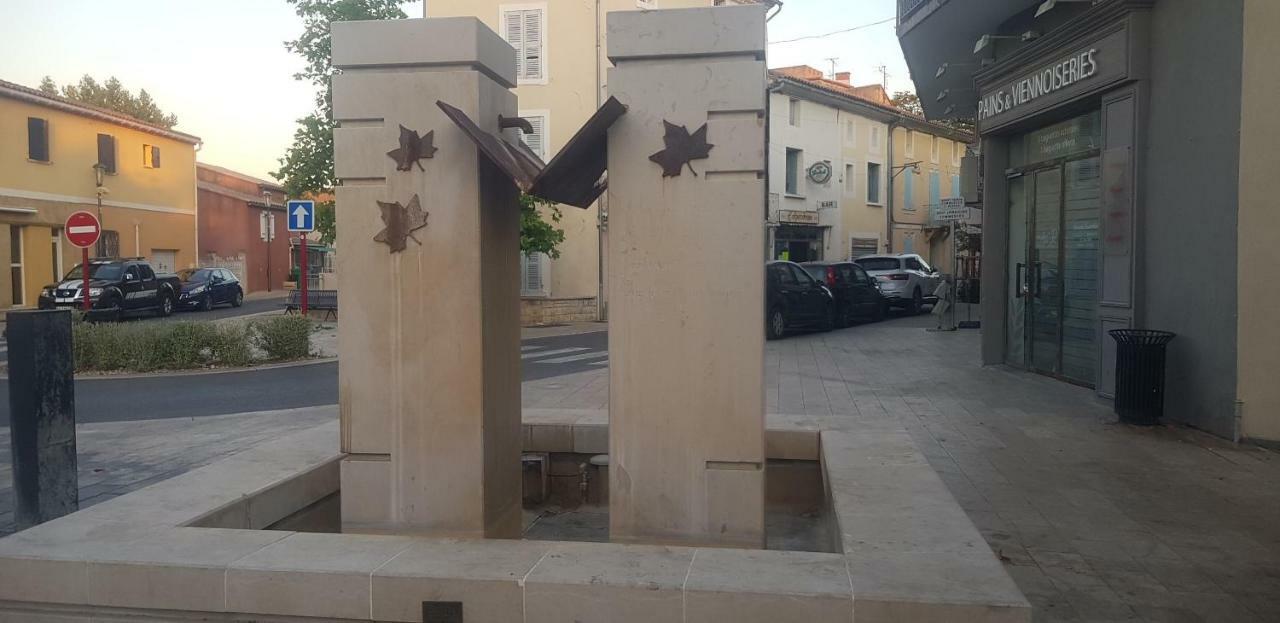 City House Appartements Entraigues-sur-la-Sorgue Екстериор снимка