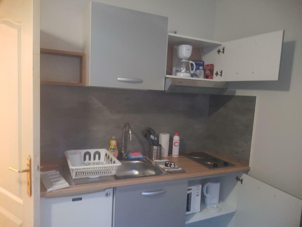 City House Appartements Entraigues-sur-la-Sorgue Екстериор снимка
